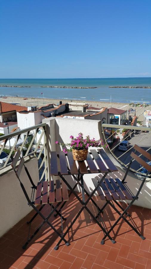 Casa Stefania Igea Marina Apartment เบลลาเรีย-อีเจอา มารีนา ภายนอก รูปภาพ