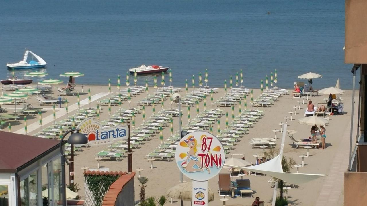 Casa Stefania Igea Marina Apartment เบลลาเรีย-อีเจอา มารีนา ภายนอก รูปภาพ