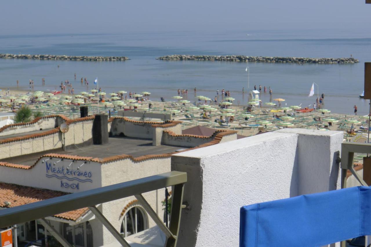 Casa Stefania Igea Marina Apartment เบลลาเรีย-อีเจอา มารีนา ภายนอก รูปภาพ