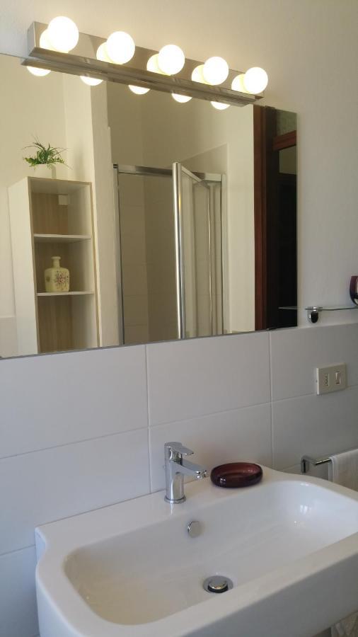 Casa Stefania Igea Marina Apartment เบลลาเรีย-อีเจอา มารีนา ภายนอก รูปภาพ