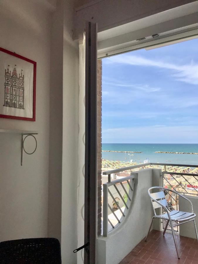 Casa Stefania Igea Marina Apartment เบลลาเรีย-อีเจอา มารีนา ภายนอก รูปภาพ